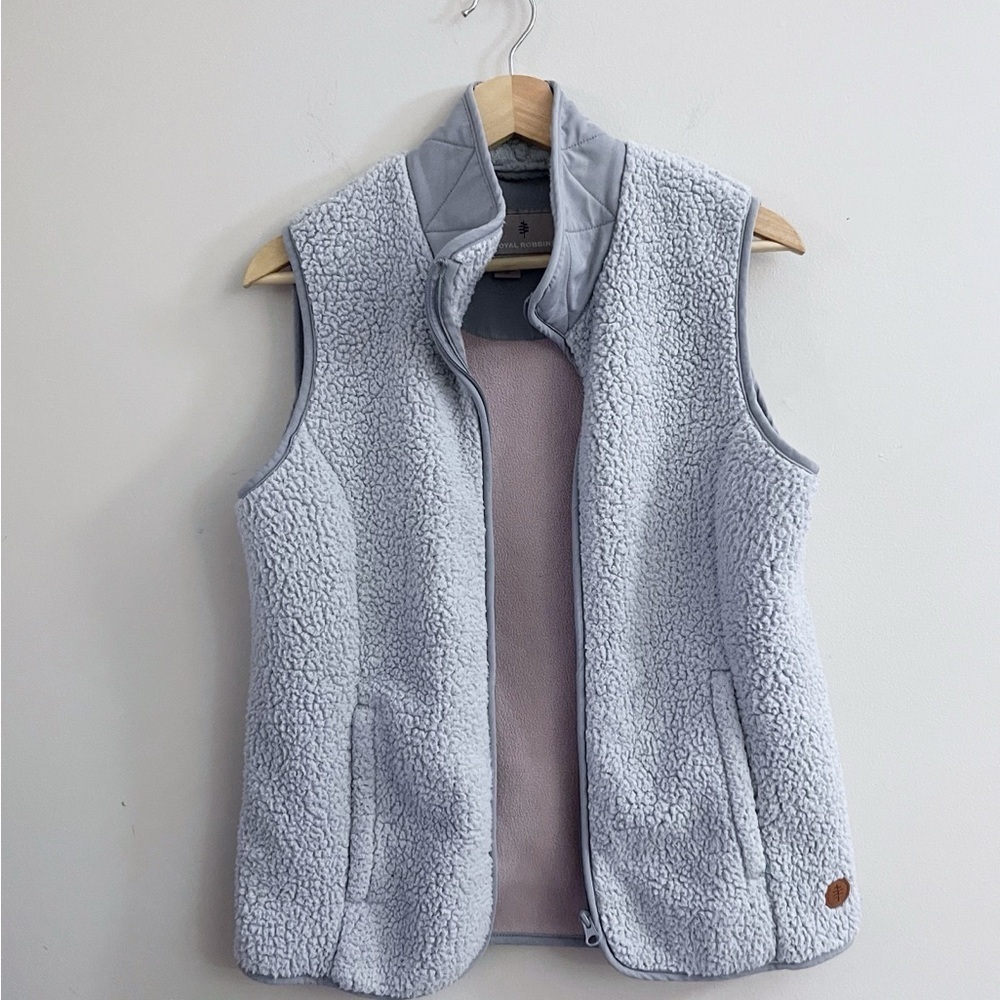 Royal Robbins Gray Fleece Vest Outdoor Casual Cozy Comfy Ski